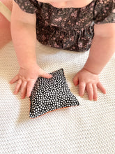 Load image into Gallery viewer, High Contrast Sensory Gift Box