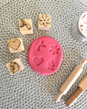 Load image into Gallery viewer, Playdough Stamps