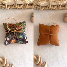 Load image into Gallery viewer, Bean Bags