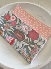 Load image into Gallery viewer, Native Flowers - Wash cloth set