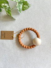 Load image into Gallery viewer, RATTLE'O rattle teether