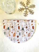 Load image into Gallery viewer, Holiday Home - Gift Bag