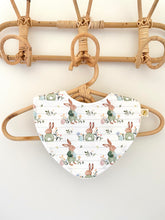 Load image into Gallery viewer, Easter Bun - Handmade Bib
